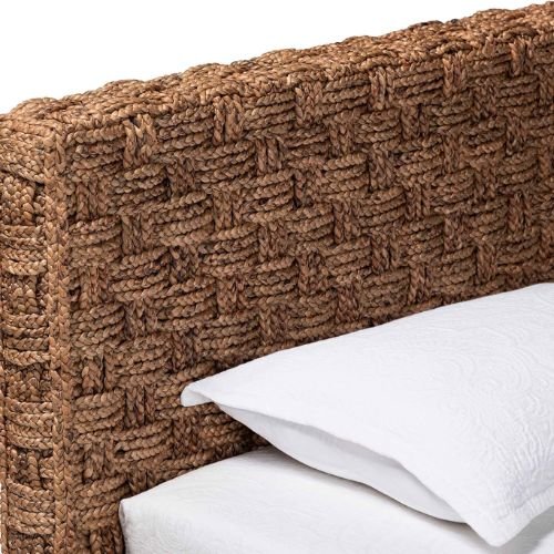 Bali & Pari Seagrass Daybed with Acacia Frame, Rustic Design - Image 3