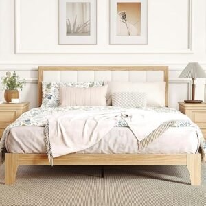 HOMCOM Queen Size Upholstered Bed Frame